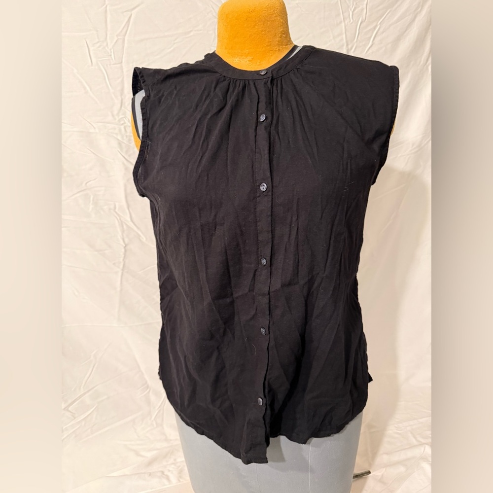 Sleeveless Black Button-Up Top